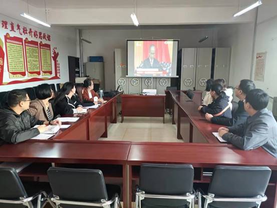 说明: cfe764e510e470e391e45e676866813