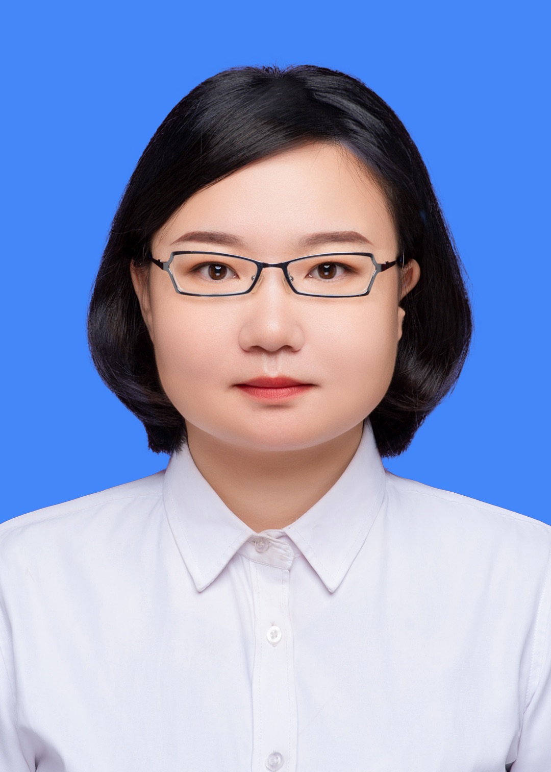 尹琳娜