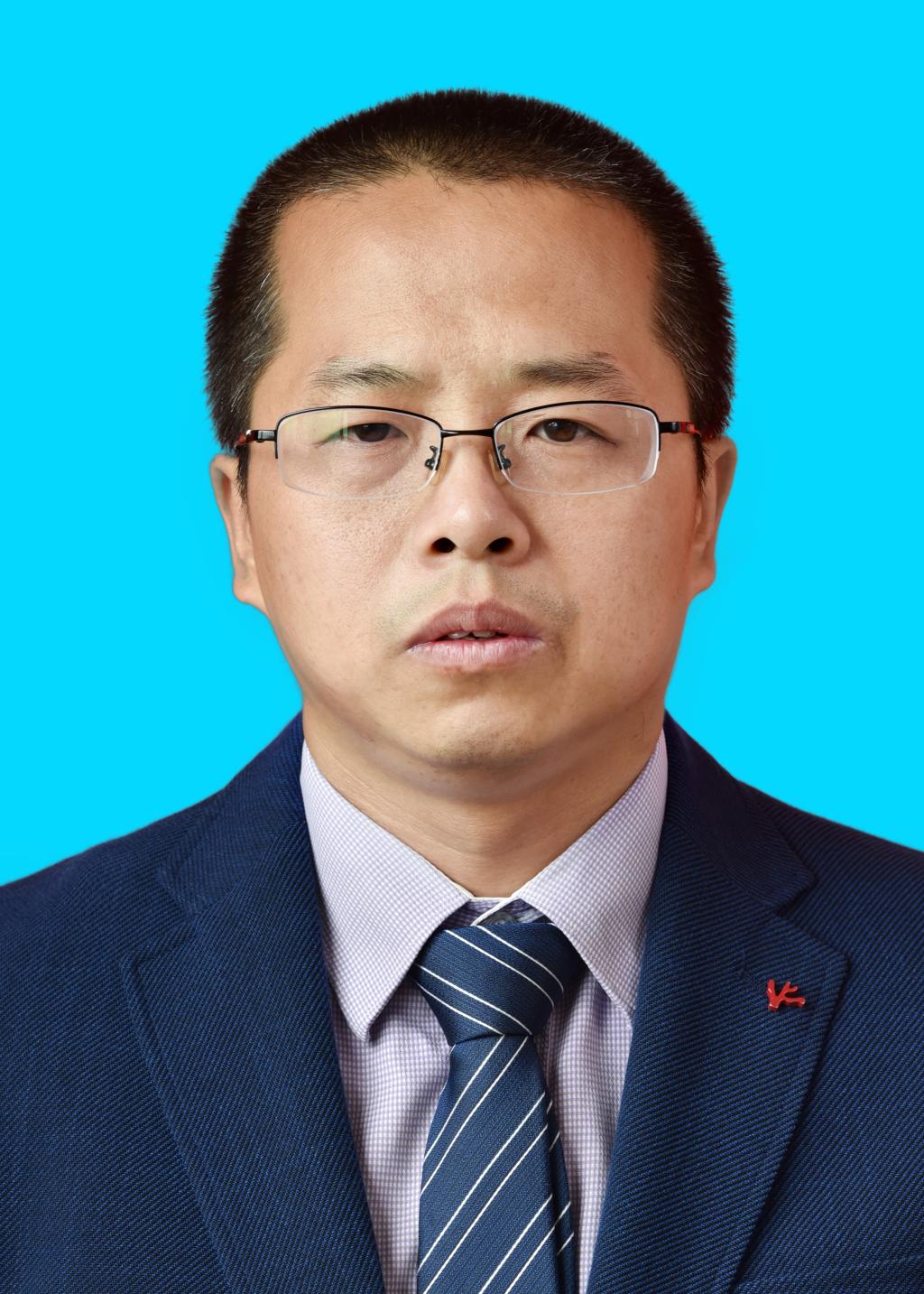 翟   诚
